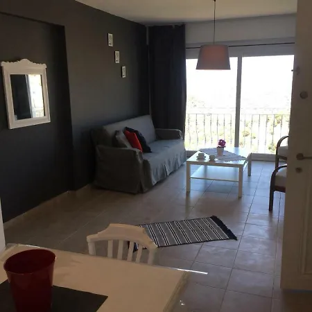 Gun Batimi Manzarali 2+1 Apart Daire Havuzlu Apartment