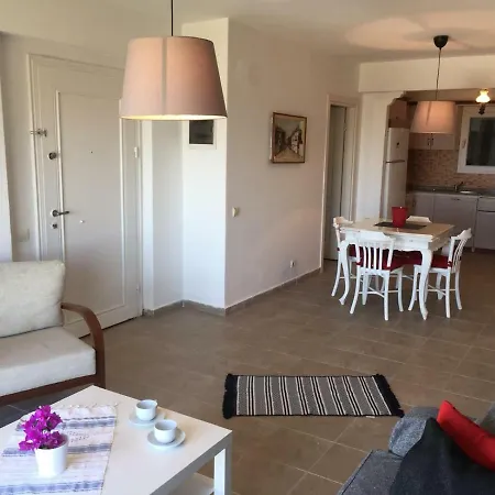 Apartment Gun Batimi Manzarali 2+1 Apart Daire Havuzlu